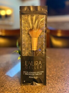 Laura Geller Dual-Ended BLUSH + BRONZER Brush New Sealed